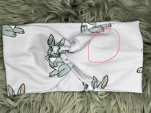 Load image into Gallery viewer, Girlie Bunnies on Pale Violet