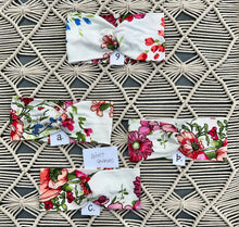 Load image into Gallery viewer, Vibrant Spring Floral
