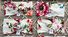 Load image into Gallery viewer, Vibrant Spring Floral

