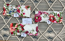 Load image into Gallery viewer, Vibrant Spring Floral
