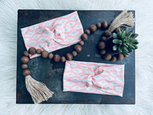 Load image into Gallery viewer, Peach &amp; Green Aztec
