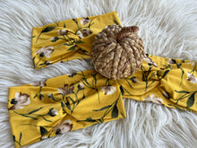 Load image into Gallery viewer, Harvest Floral

