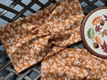 Load image into Gallery viewer, Wheat Floral Rib Knit
