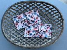 Load image into Gallery viewer, Pastel Floral Rib Knit
