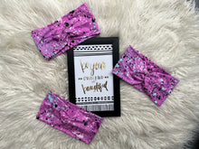 Load image into Gallery viewer, Violet &amp; Mint Paint Splatter
