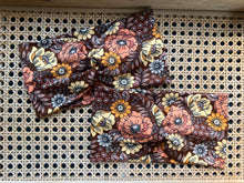 Load image into Gallery viewer, Retro Fall Floral
