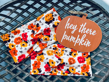 Load image into Gallery viewer, Old School Funky Fall Floral
