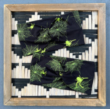Load image into Gallery viewer, Super Soft Neon Spiders
