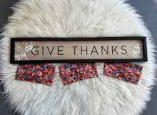 Load image into Gallery viewer, Vintage Fall Floral
