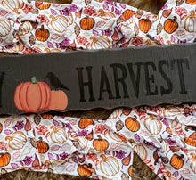Load image into Gallery viewer, Harvest Pumpkins &amp; Leaves
