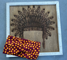 Load image into Gallery viewer, Garnet &amp; Gold Polka

