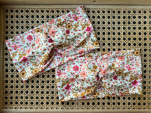 Load image into Gallery viewer, Girly Wildflowers
