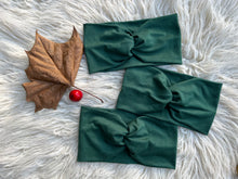 Load image into Gallery viewer, Solid Hunter Green
