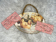Load image into Gallery viewer, Daisies on Peachy Pink
