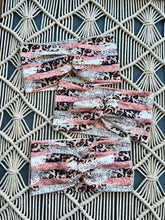 Load image into Gallery viewer, Glittered Animal Print Hearts
