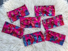Load image into Gallery viewer, Super Soft Aztec Feathers
