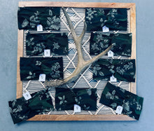 Load image into Gallery viewer, Camo Floral
