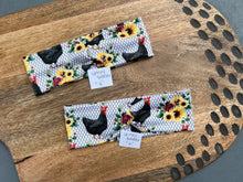 Load image into Gallery viewer, Sunflowers Hens &amp; Chickens
